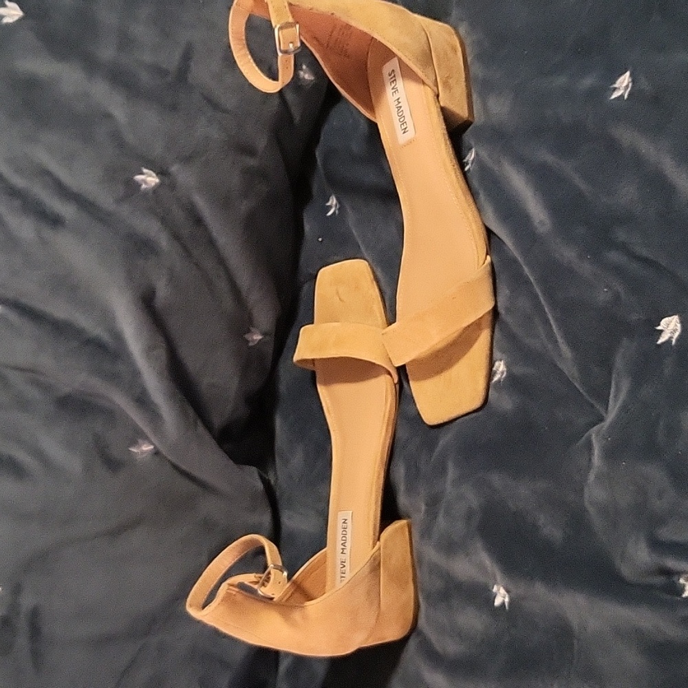 Steven Madden Suede Shoes 😍